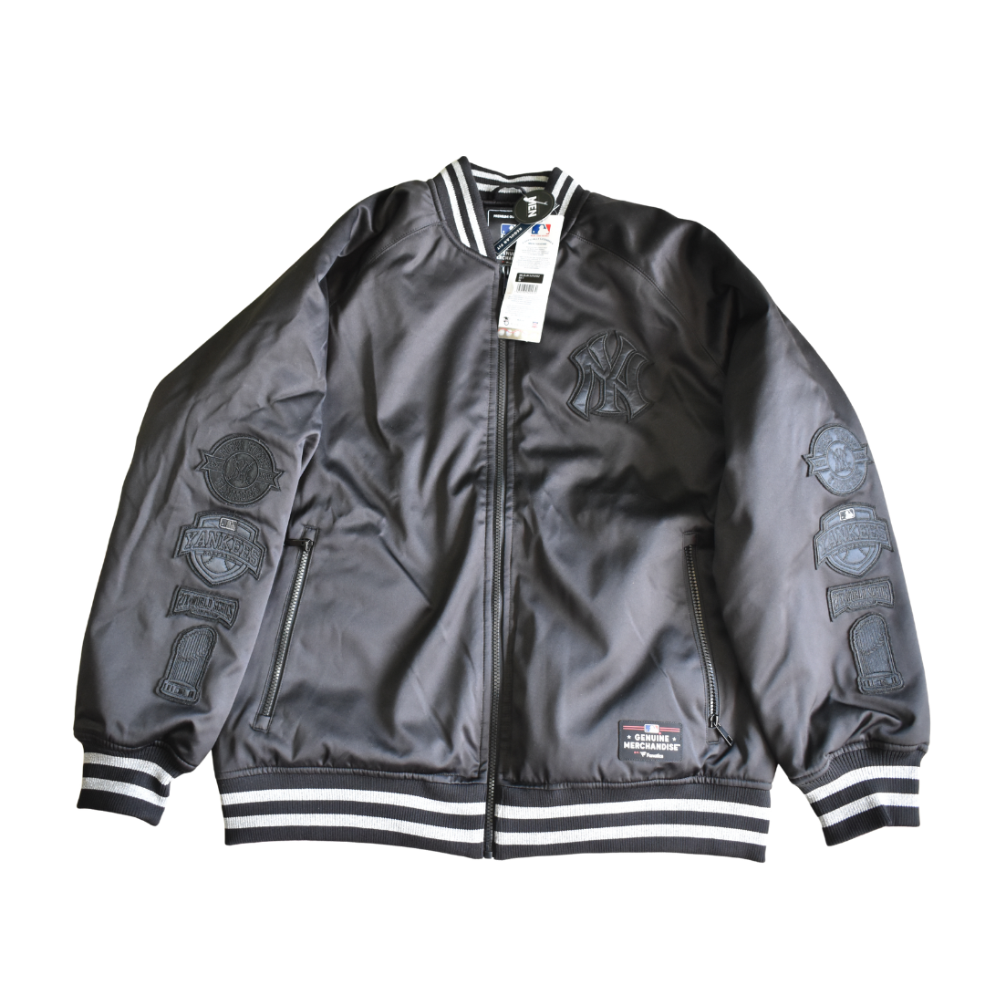 Chaqueta bomber Fanatics New York Yankees Satin de diseño satinado